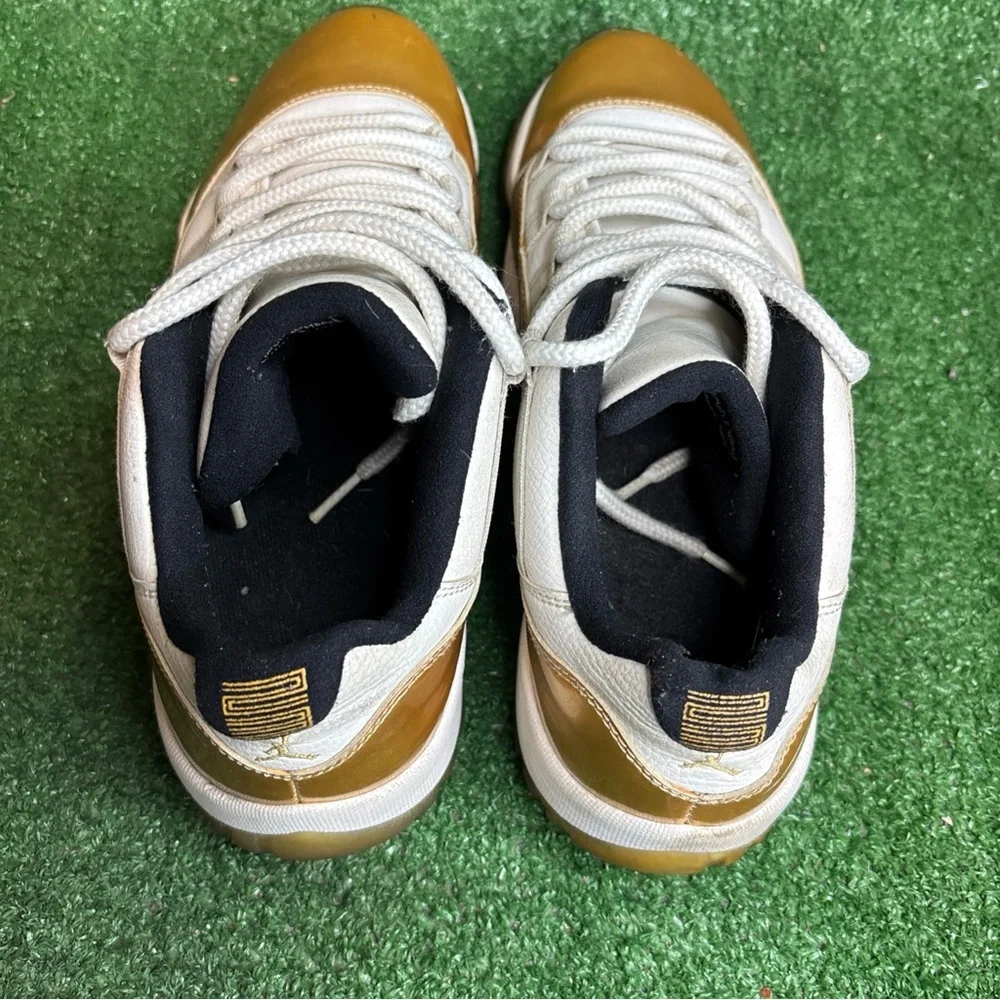 Size‎ 9.5 - Air Jordan 11 Retro Low Closing Ceremony Gold White (528895-103)